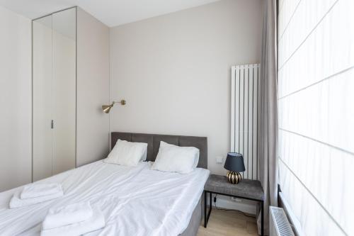 Golden Apartments Warsaw Luxury Building Rooftop Terrace Sienna — 4-Star Luxury Hotel in Warsaw, Poland