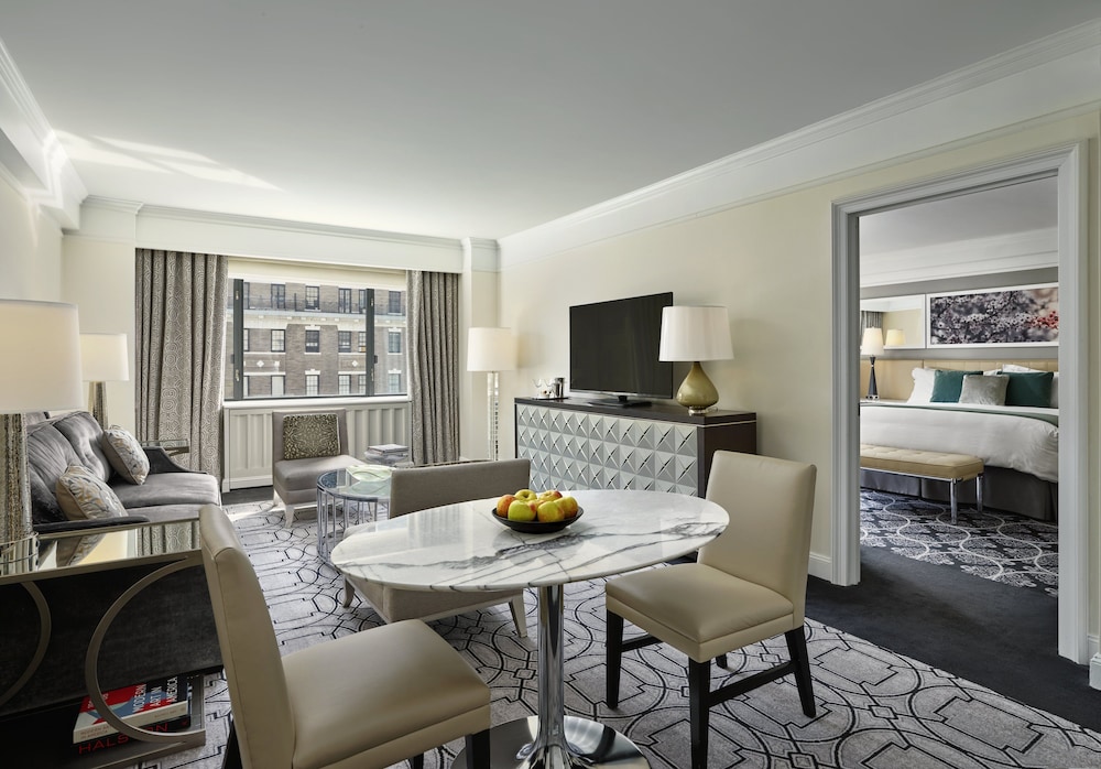 Loews Regency New York Hotel - photo 43