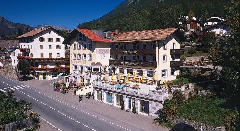 Hotel Am Reschensee in Curon Venosta, Italy