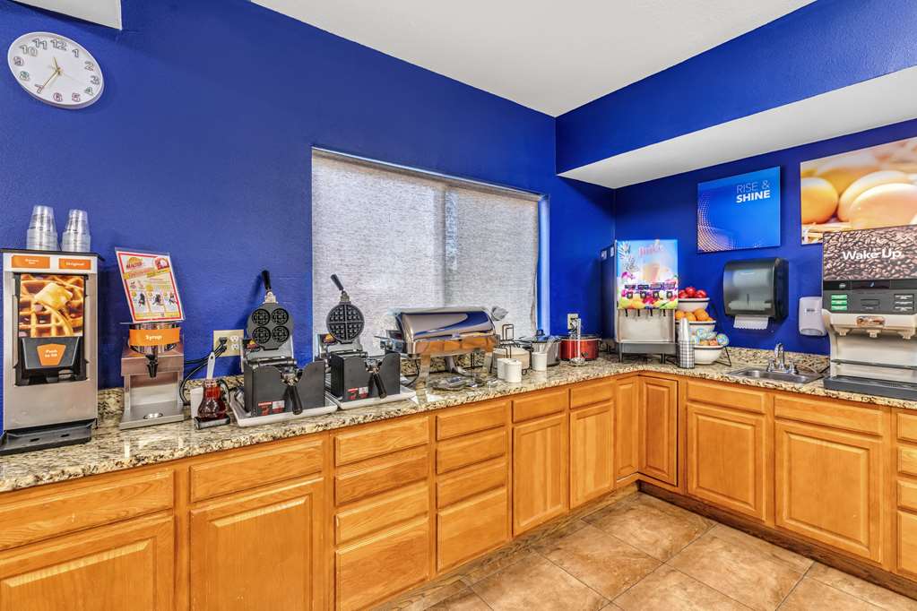 Comfort Inn Denver West Arvada Station - photo 67