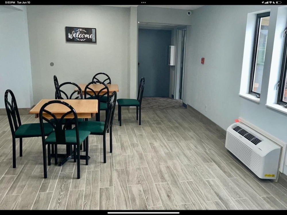 Travelodge by Wyndham Lamoni - photo 11