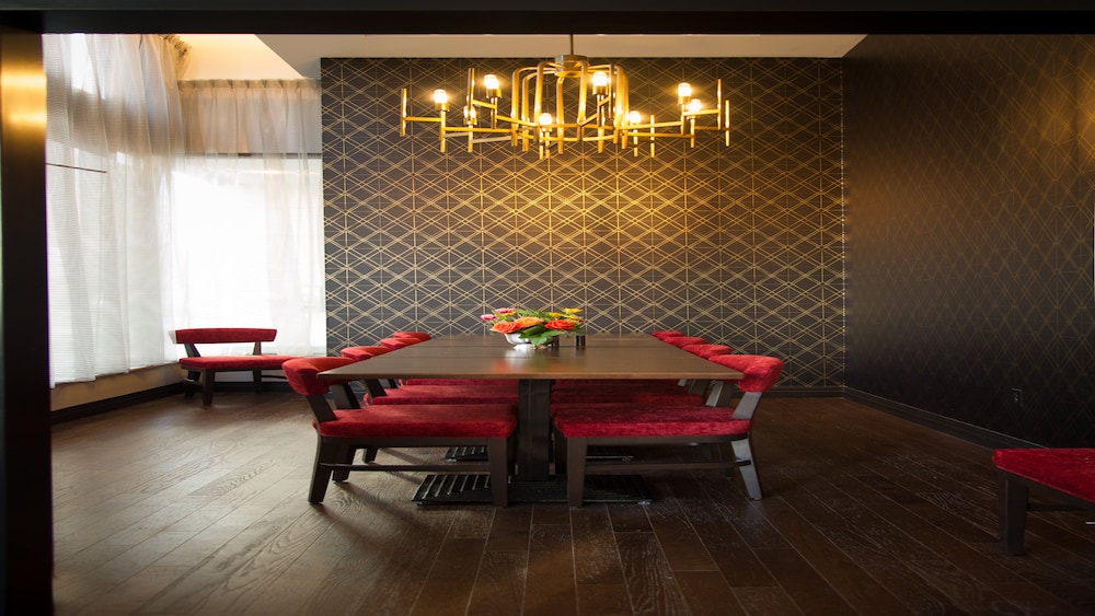 Hotel Indigo Kansas City Downtown by IHG - photo 20