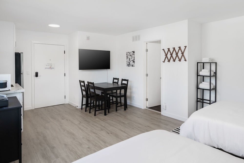 Fenix Hotel Hollywood - photo 19