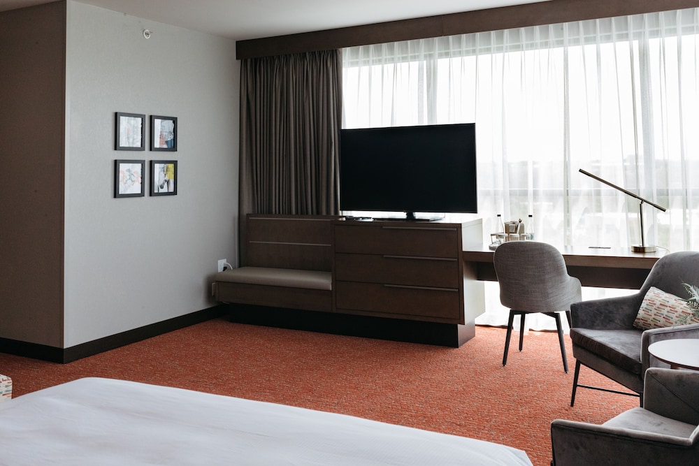 Revel Hotel Des Moines Urbandale Tapestry Collection by Hilton - photo 34