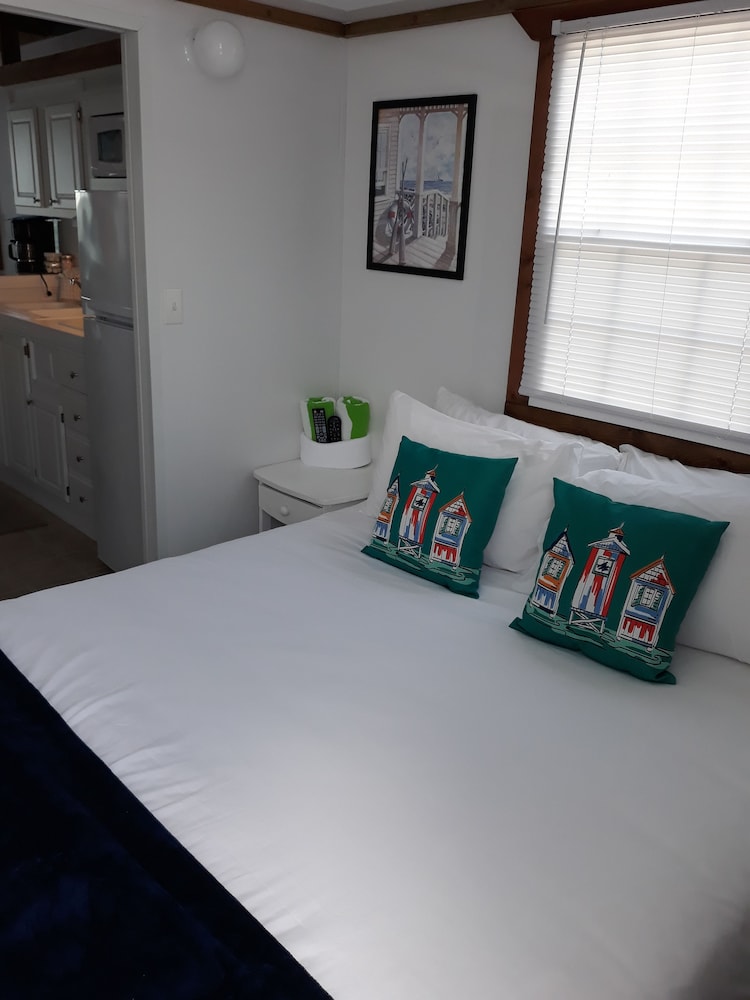 Mangrove Marina and Resort Aqualodge Houseboats - photo 5
