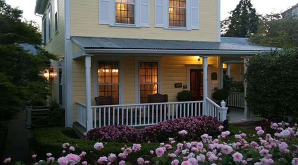 The Foxes Inn of Sutter Creek — hotel in Sutter Creek