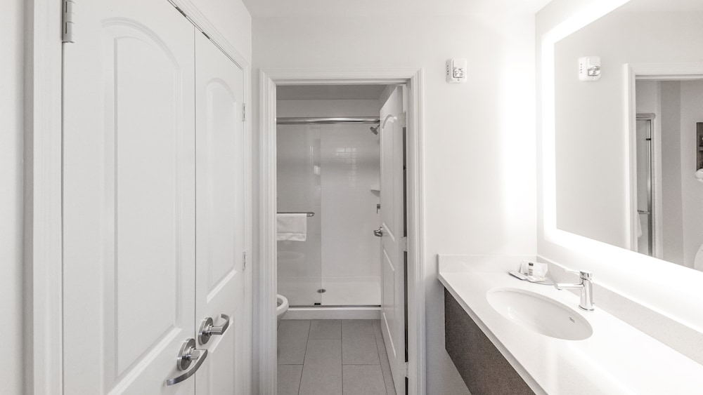 Staybridge Suites Naples Marco Island by IHG - photo 61