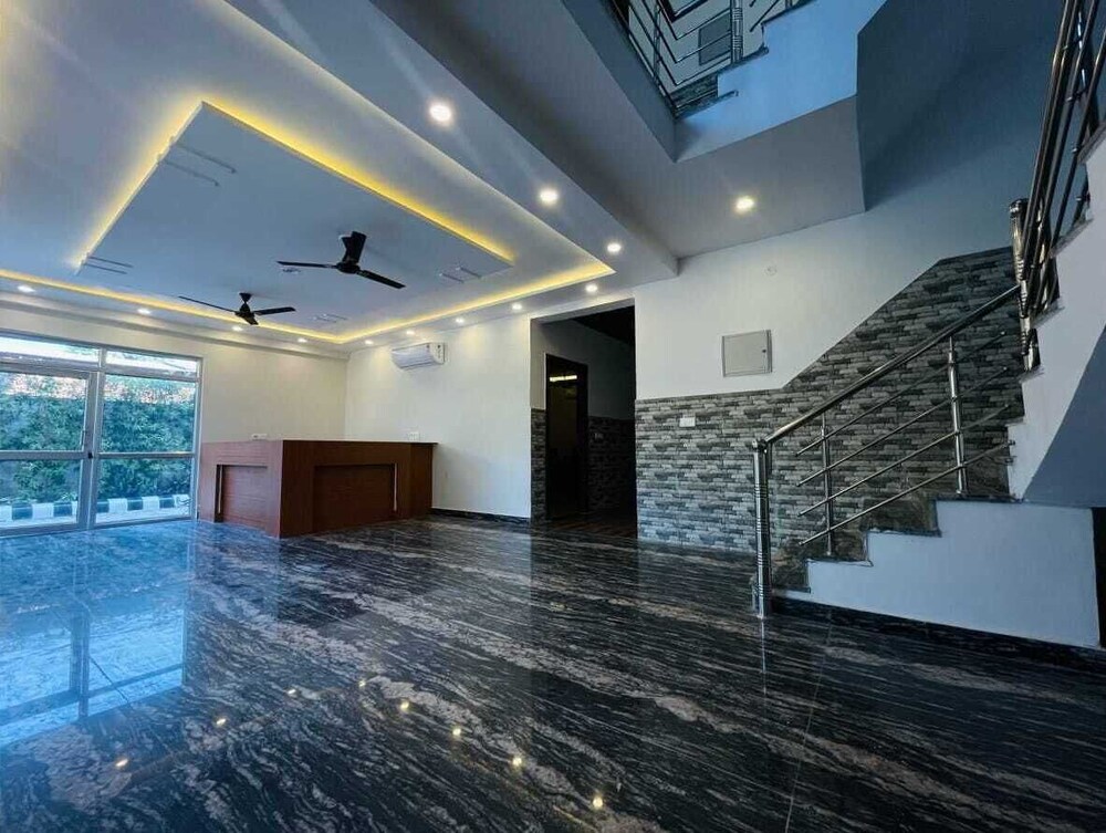 Dreamland Resort — hotel in Kaladhungi