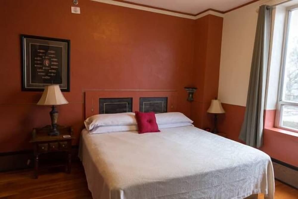 Centralia Square Grand Ballroom and Vintage Hotel - photo 39