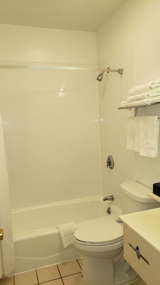 Super 8 Weymouth Boston Area - photo 13