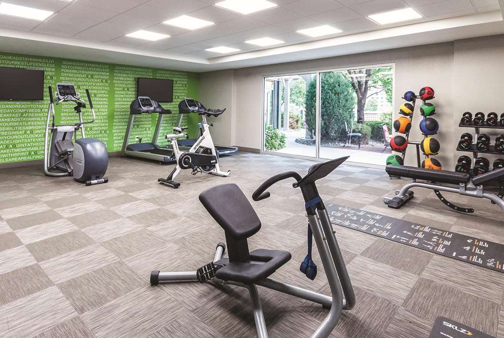 La Quinta Inn & Suites by Wyndham Grand Junction - photo 10
