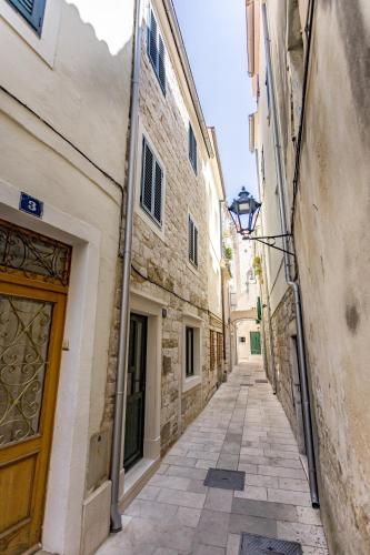 Kuća Ružica — 4-Star Luxury Hotel in Omis, Croatia