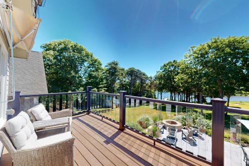 Grand View Getaway — hotel in West Dennis