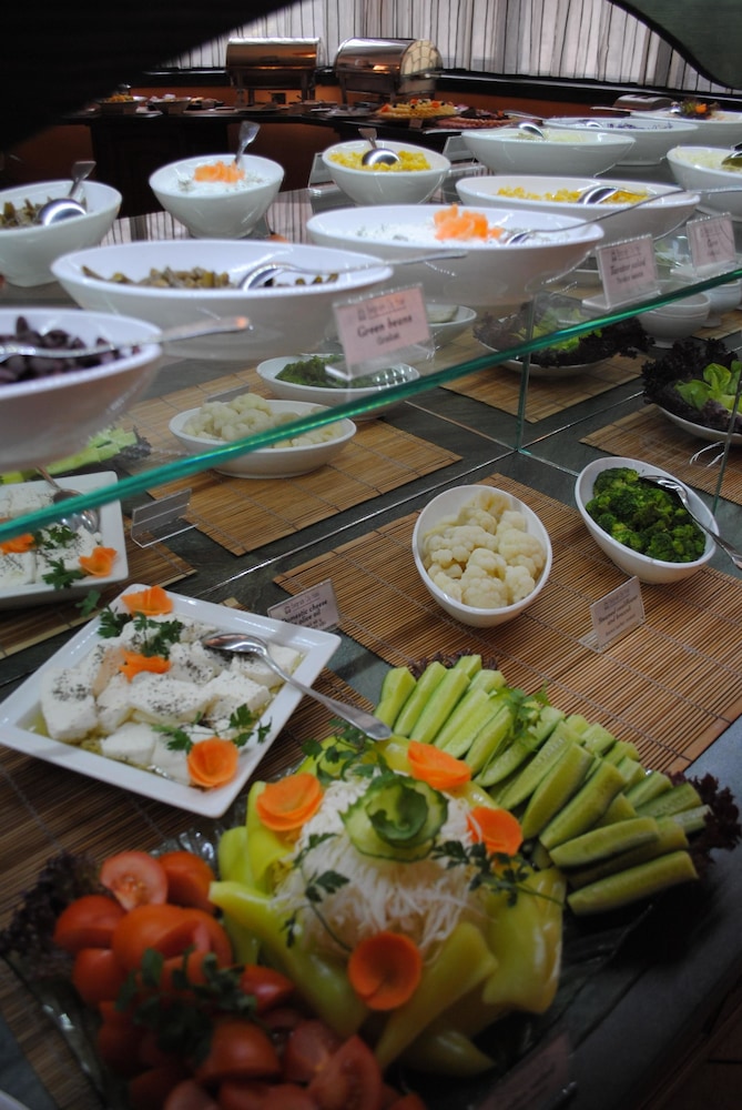 מזון ומשקאות