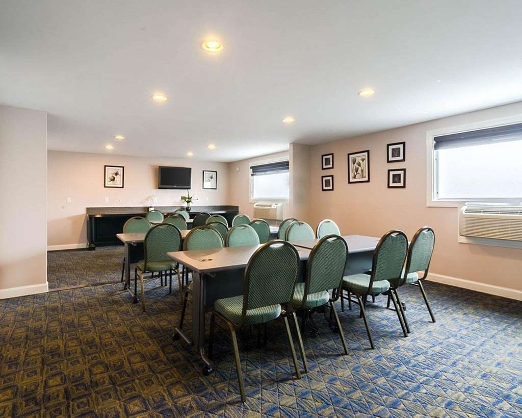Rodeway Inn & Suites Williamsburg Central - photo 24