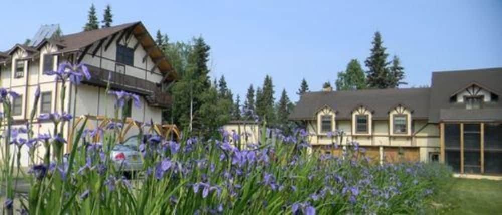 7 Gables Inn & Suites - photo 55