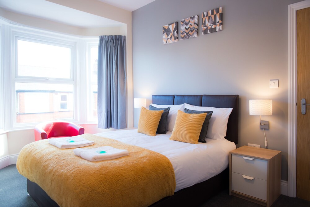 Scarborough Stays Ashville Lodge 5 Bedroomed house Sleeps 9 — 5-Star Luxury Hotel in Scarborough, United Kingdom