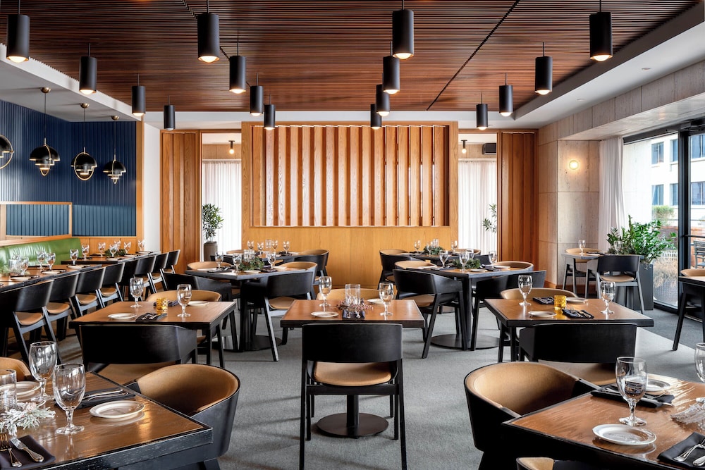 Fairlane Hotel - photo 30