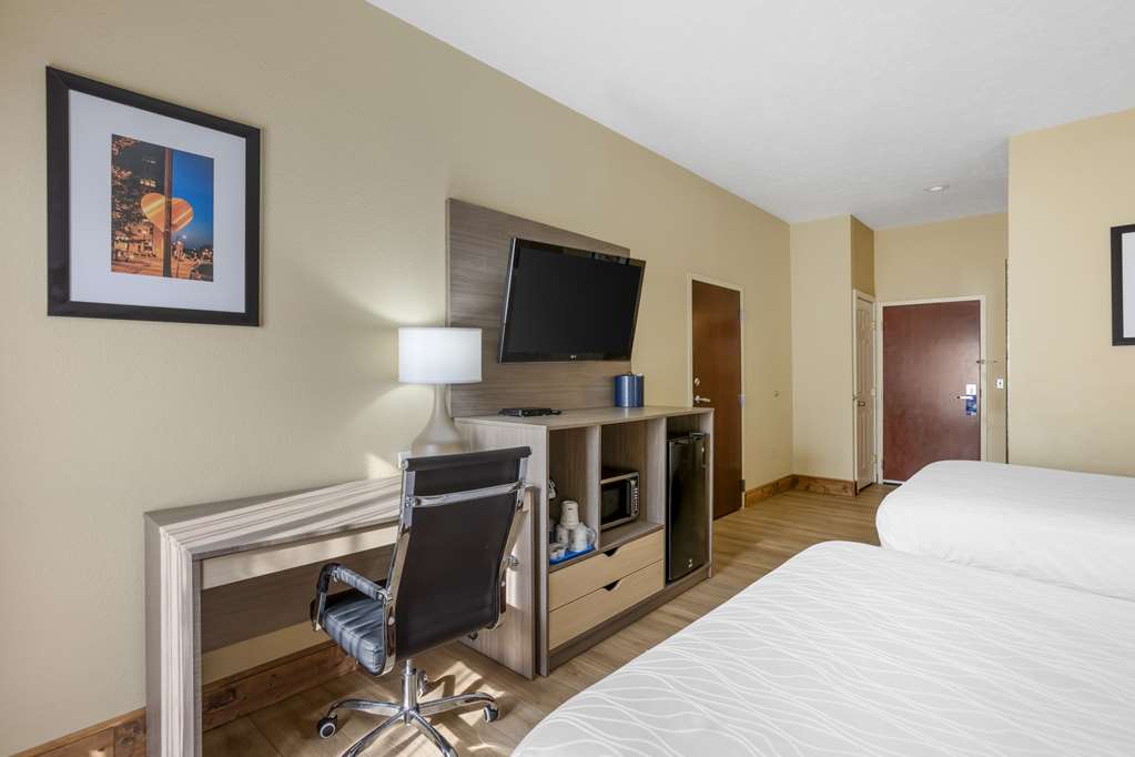 Best Western Plus Springfield Airport Inn - photo 29