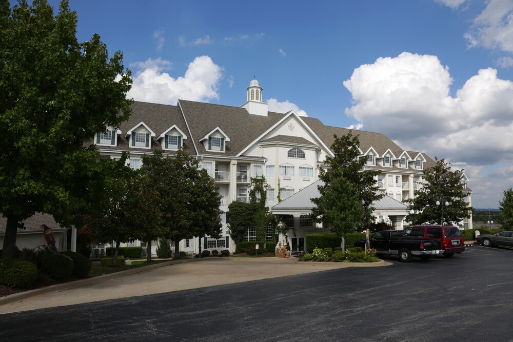 Hotel Grand Victorian - photo 44