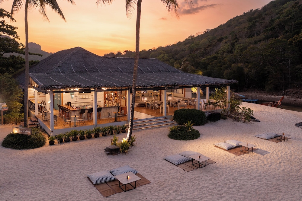 מזון ומשקאות