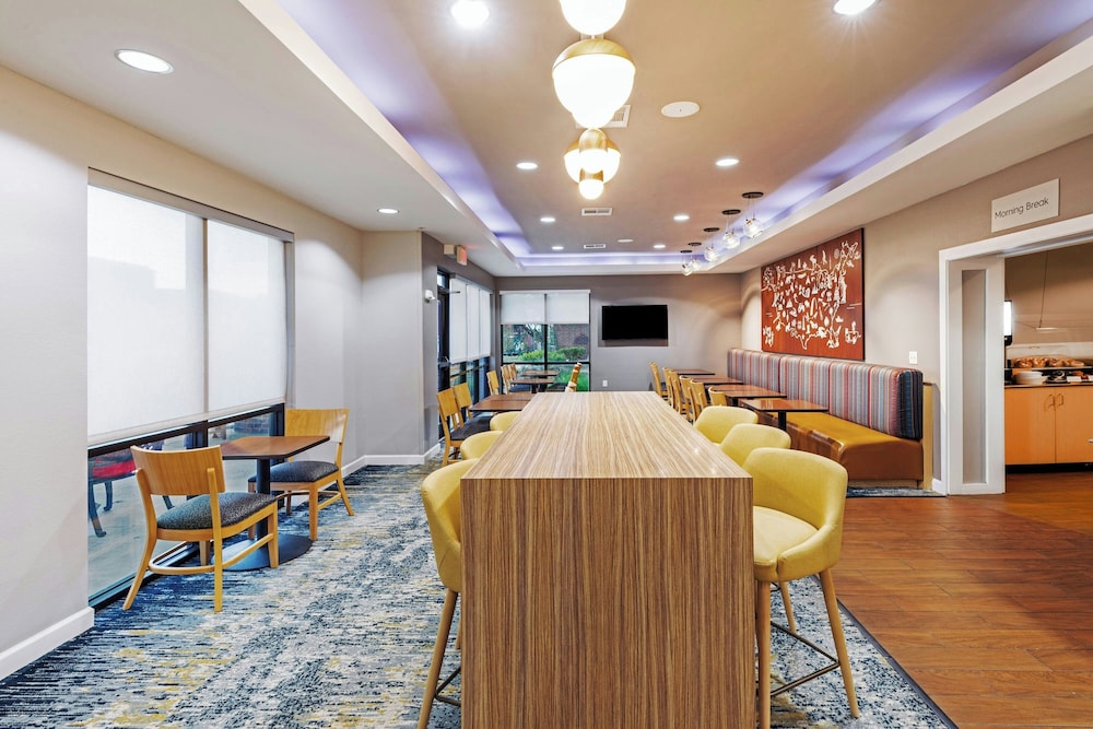 Towneplace Suites by Marriott Broken Arrow - photo 55