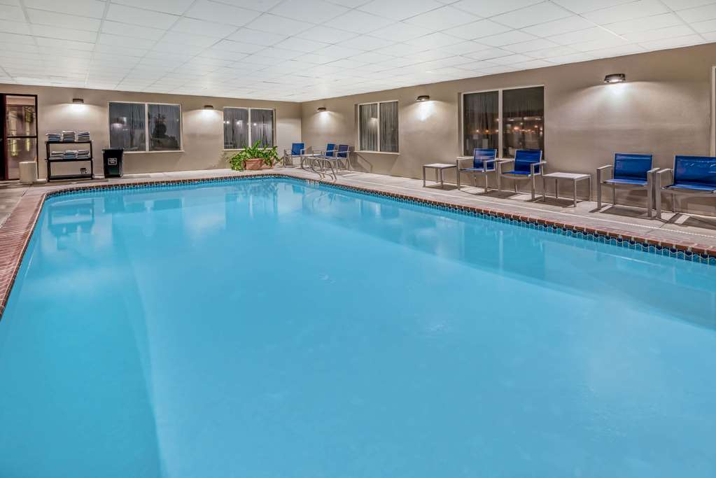 La Quinta Inn & Suites by Wyndham Kennewick - photo 10