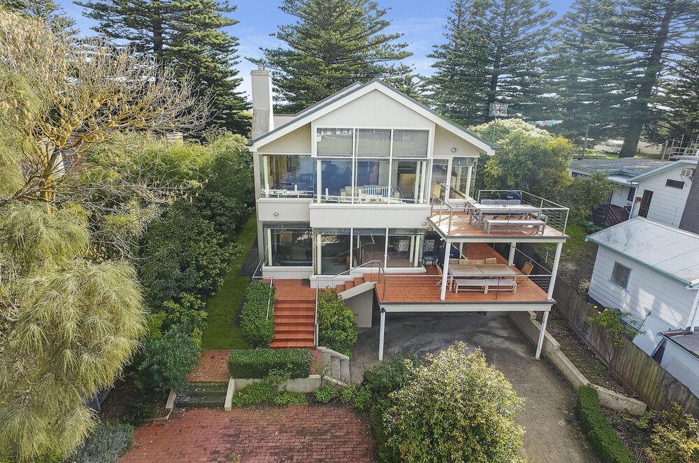 Shearwater Riverview Apartment — 4-Star Luxury Hotel in Port Fairy, Australia