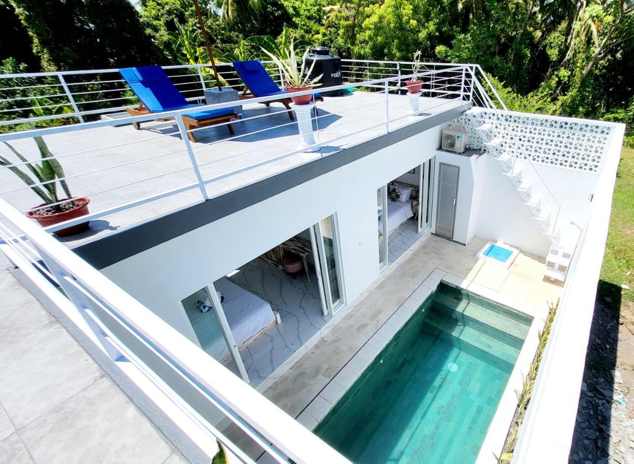 Villa Pasa Minimalist Villa with Rooftop — 4-Star Luxury Hotel in Lovina, Indonesia