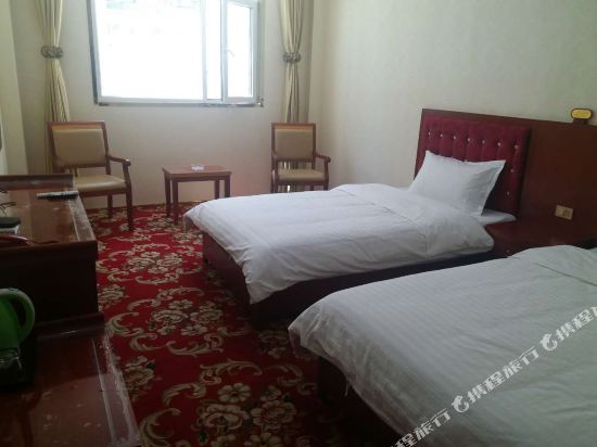 Yulong Hotel - last minute hotel in Xining
