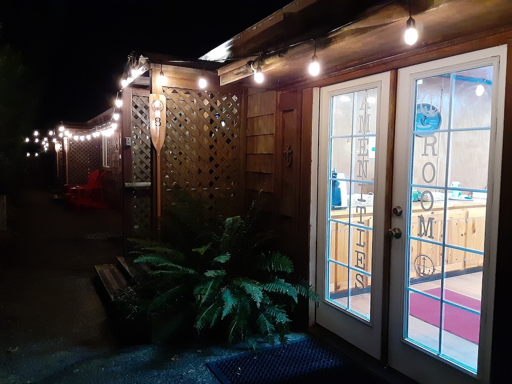 Anchor Inn Resort - photo 97