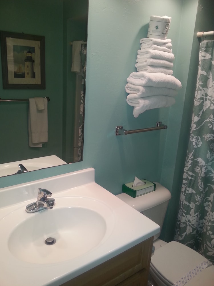 Beach Harbor Resort - photo 58