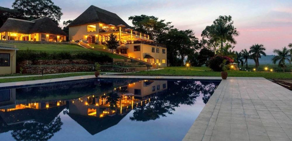 Kaazi Beach Hotel — hotel in Kampala