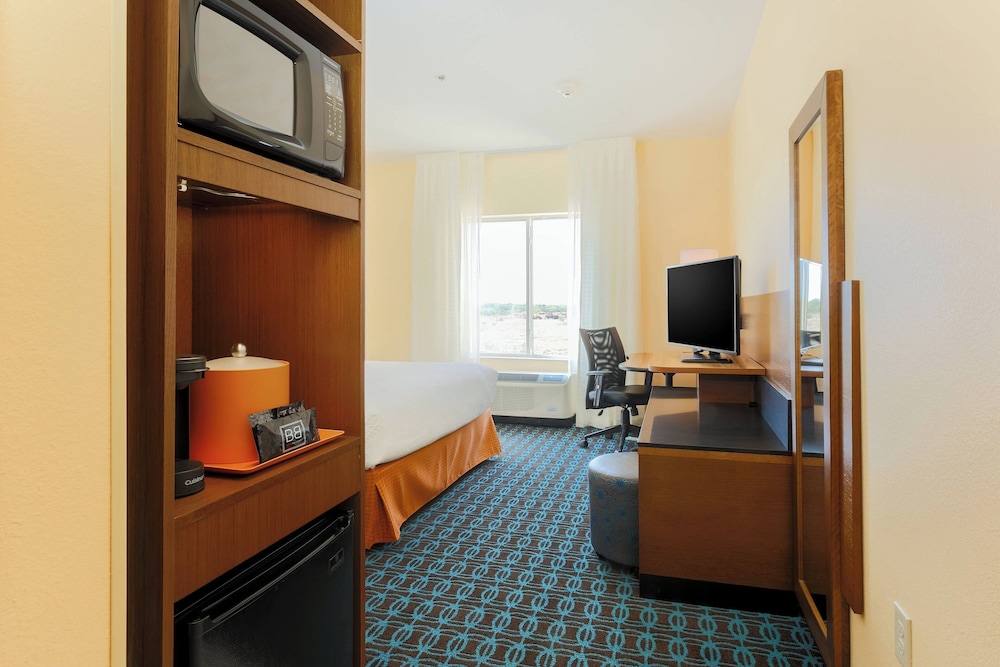 Fairfield Inn & Suites Cotulla - photo 11