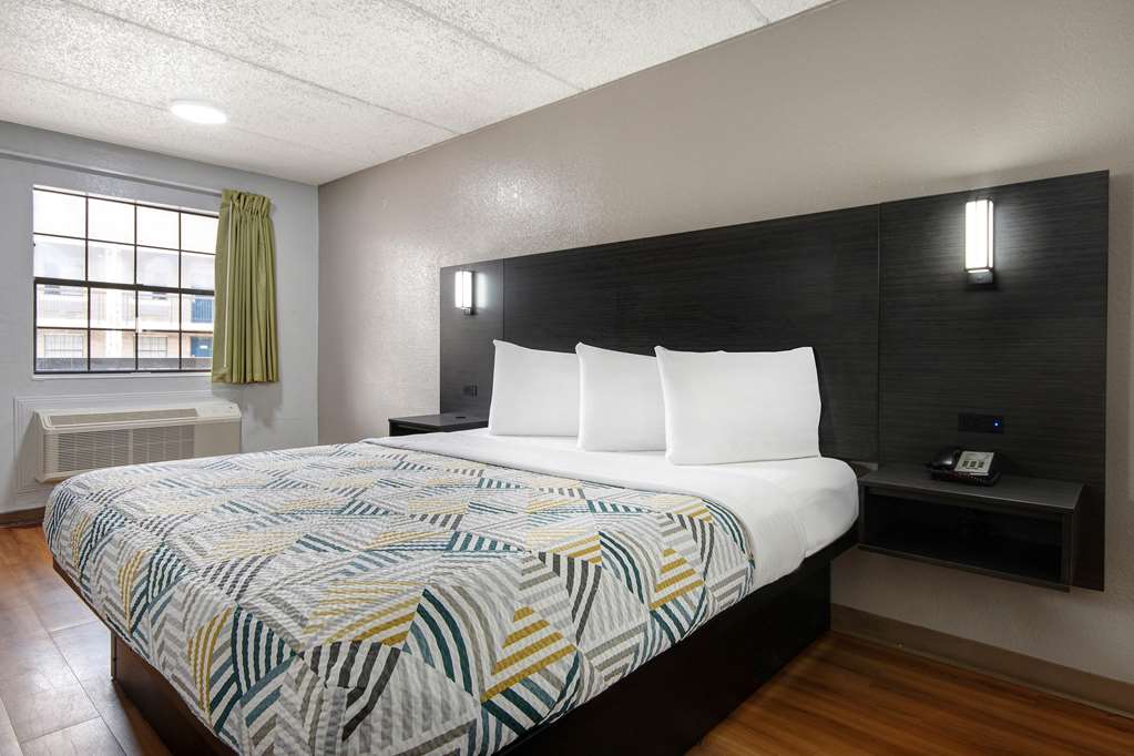 Motel 6 San Antonio TX Northwest Medical Center - photo 20