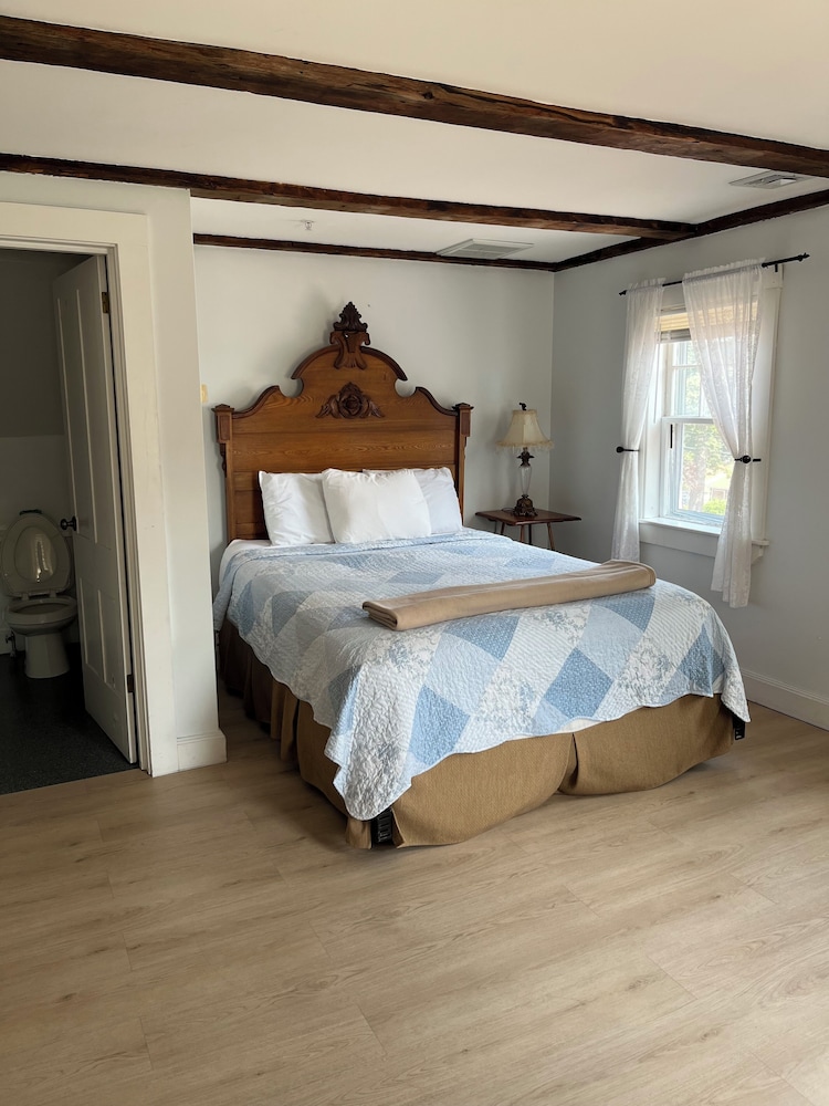 Old Orchard Beach Inn - photo 79