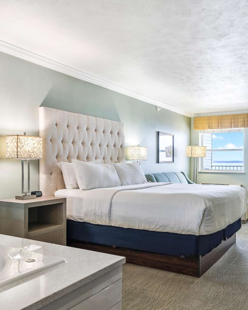 Cherry Tree Inn & Suites - photo 6