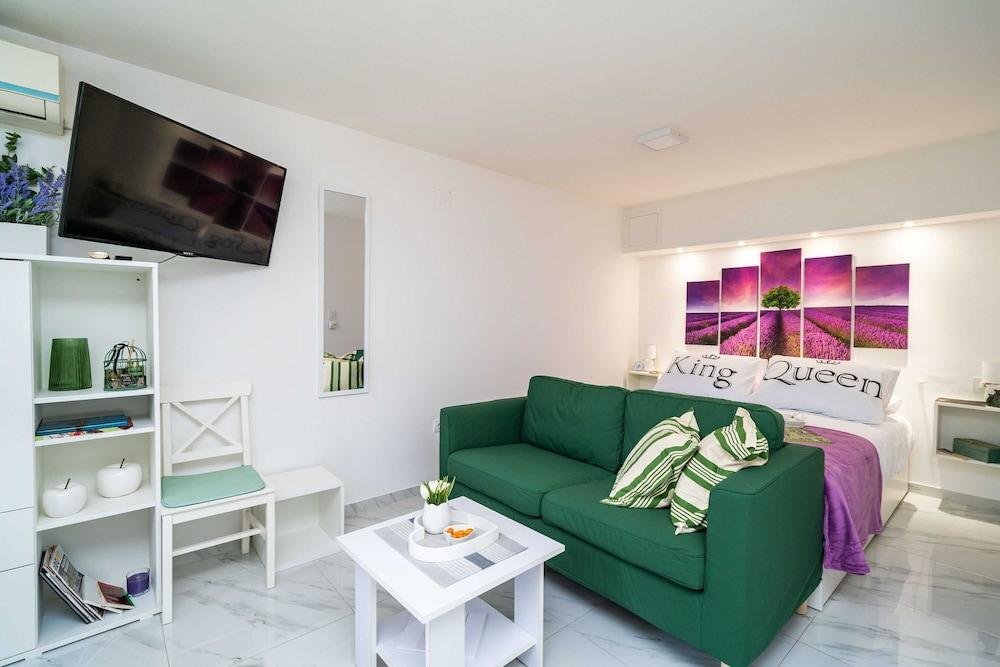 Apartment Laneta