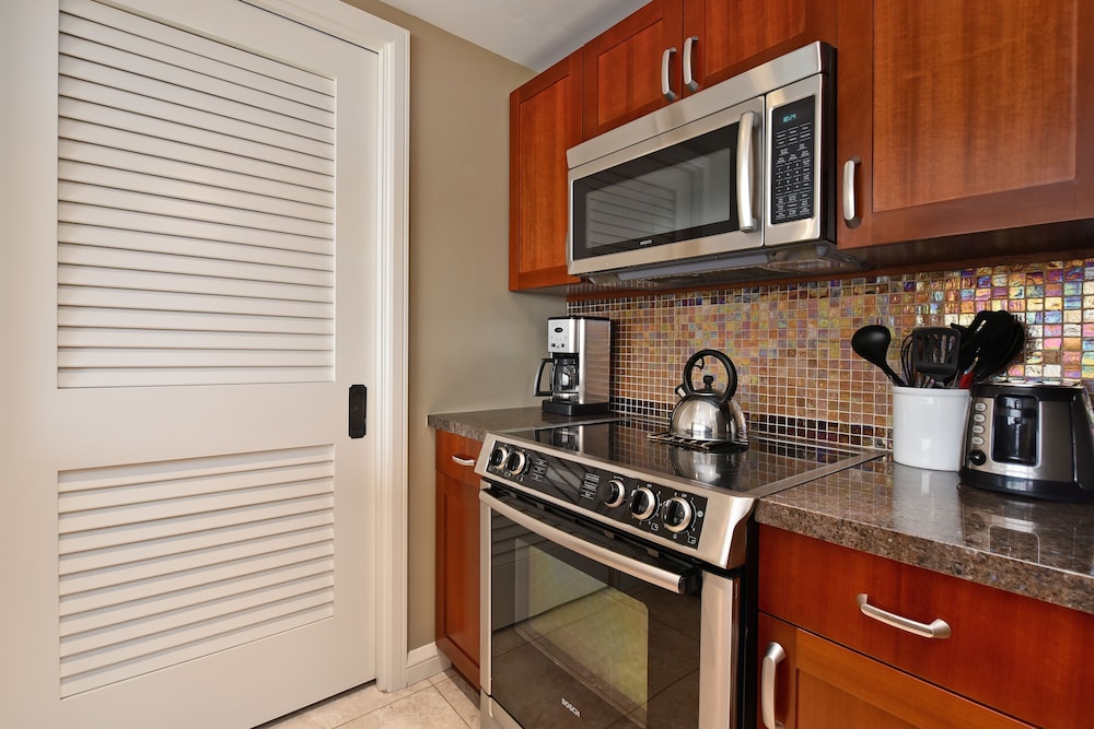 Honua Kai Hokulani 218 by RedAwning - photo 10