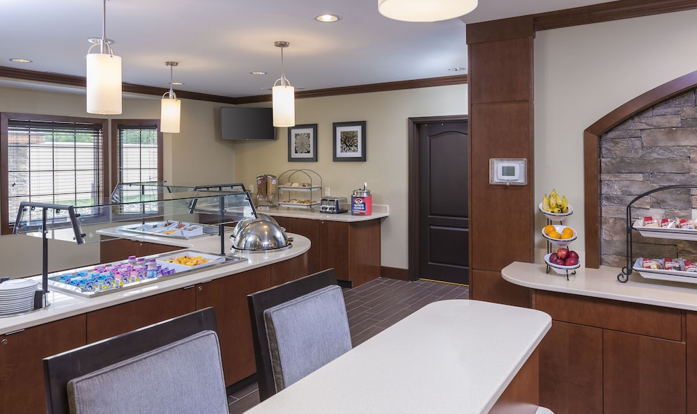 Staybridge Suites Canton by IHG - photo 17