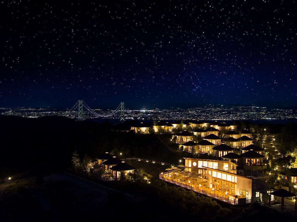 Grand Chariot Hokutoshichisei 135 in Awaji, Japan