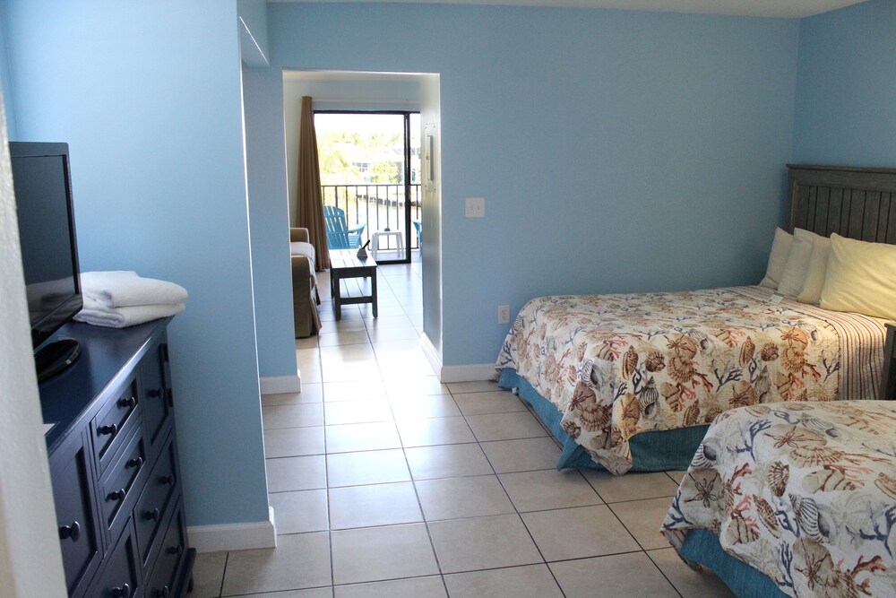 The Bay Inn at Lani Kai - photo 16