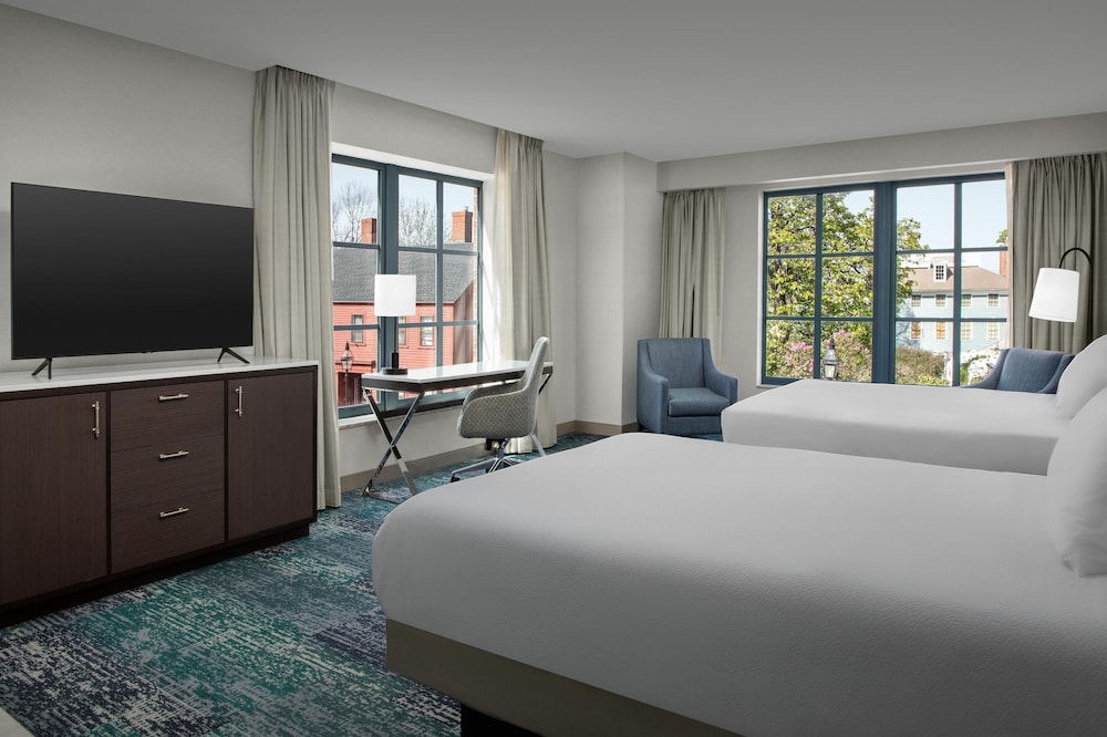Hilton Garden Inn Portsmouth Downtown - photo 7
