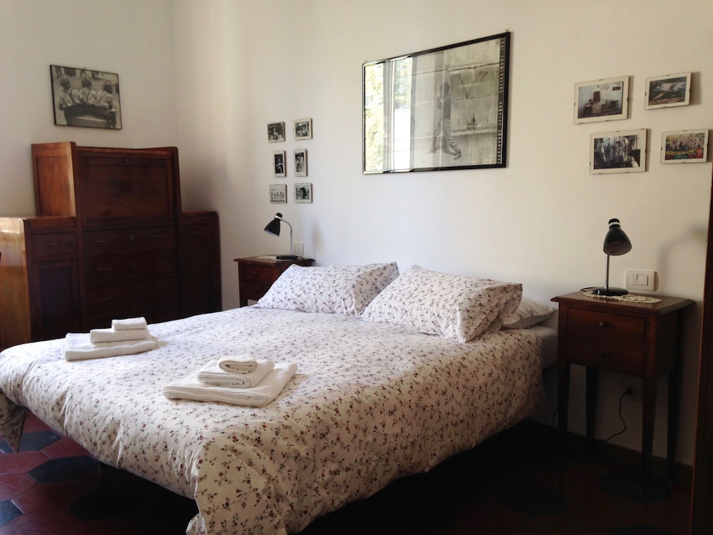Le case di Andrea Nel Cuore di Trastevere — 4-Star Luxury Hotel in Rome, Italy