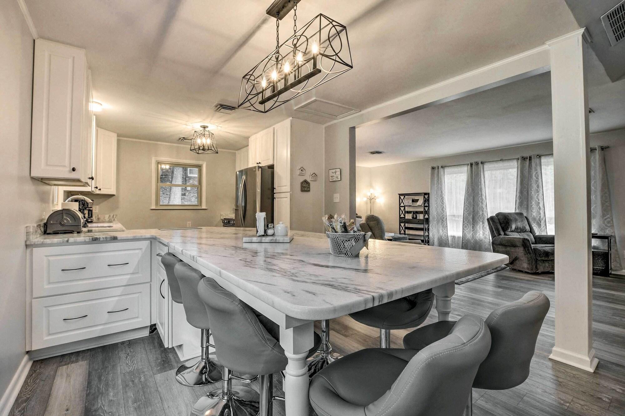 Updated High Point Retreat W Pool Backyard — High Point