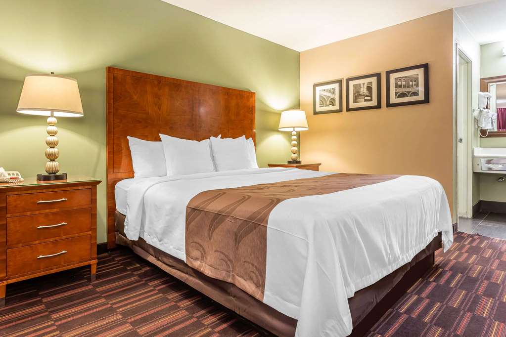 Quality Inn & Suites near Robins Air Force Base - photo 36