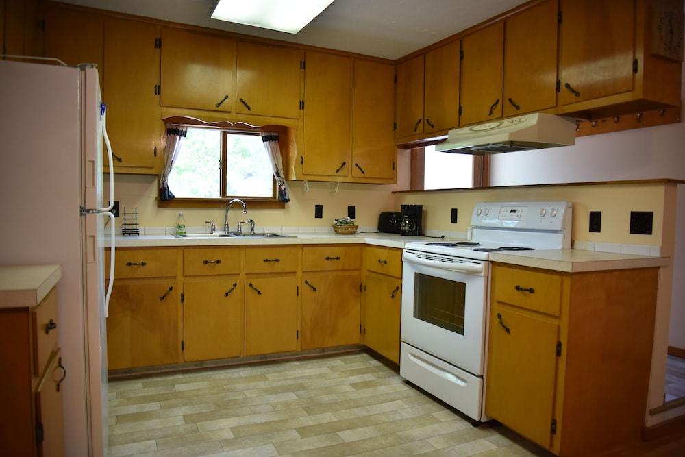 Robbins Motel - photo 15