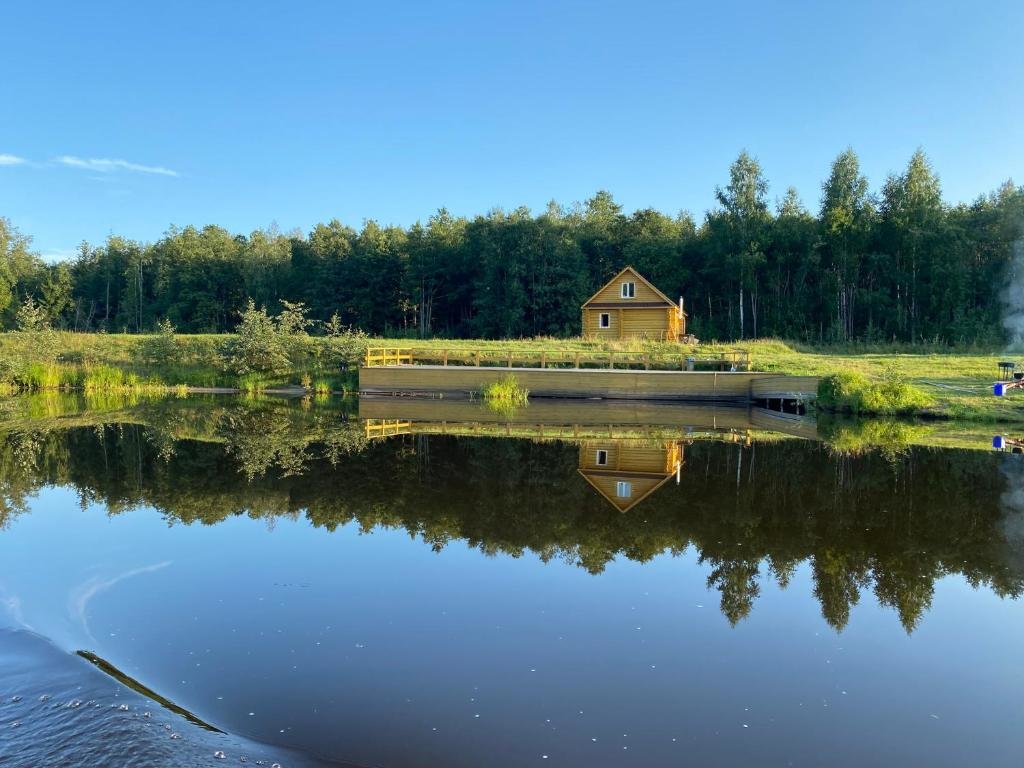 Belozyorye Resort Hotel — hotel in Belozersk