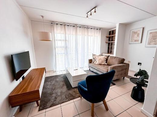 Cozy Studio Retreat - last minute hotel in Unknown City