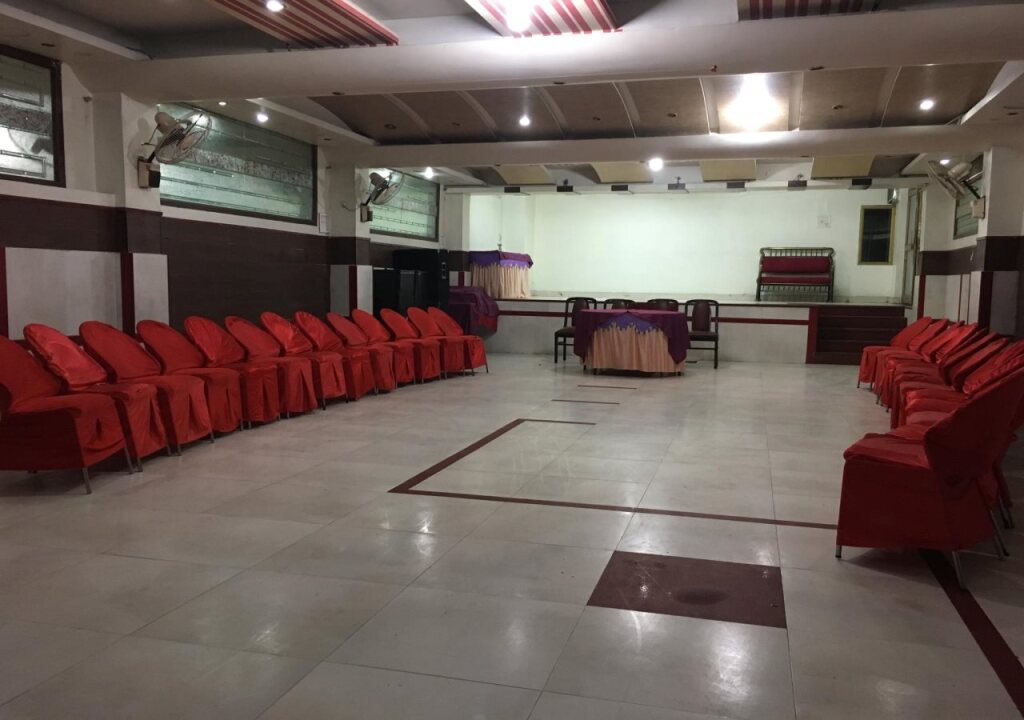Hotel Samrat — hotel in Jhansi